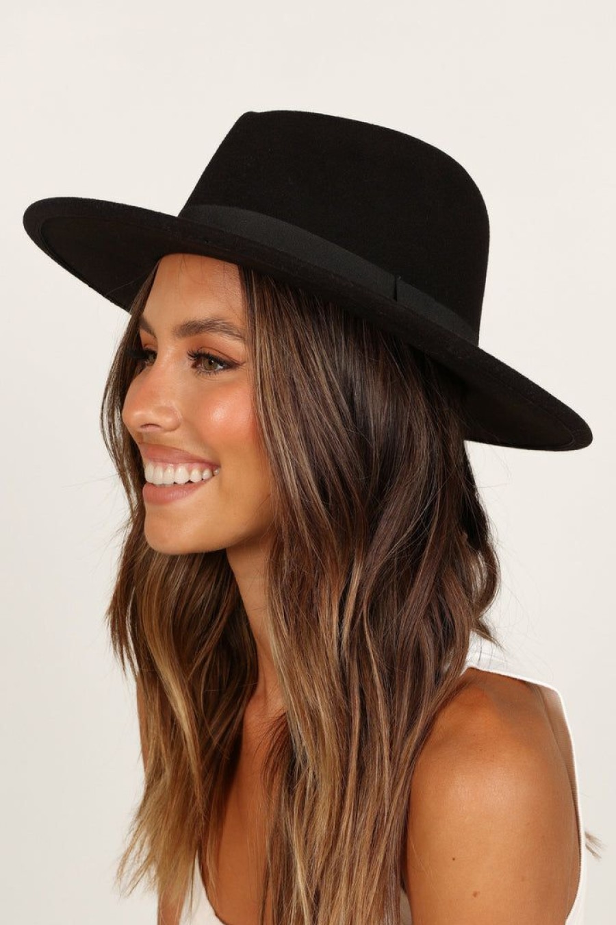 Shoes & Accessories * | Petal & Pup Hot Sell Wren Hat Black