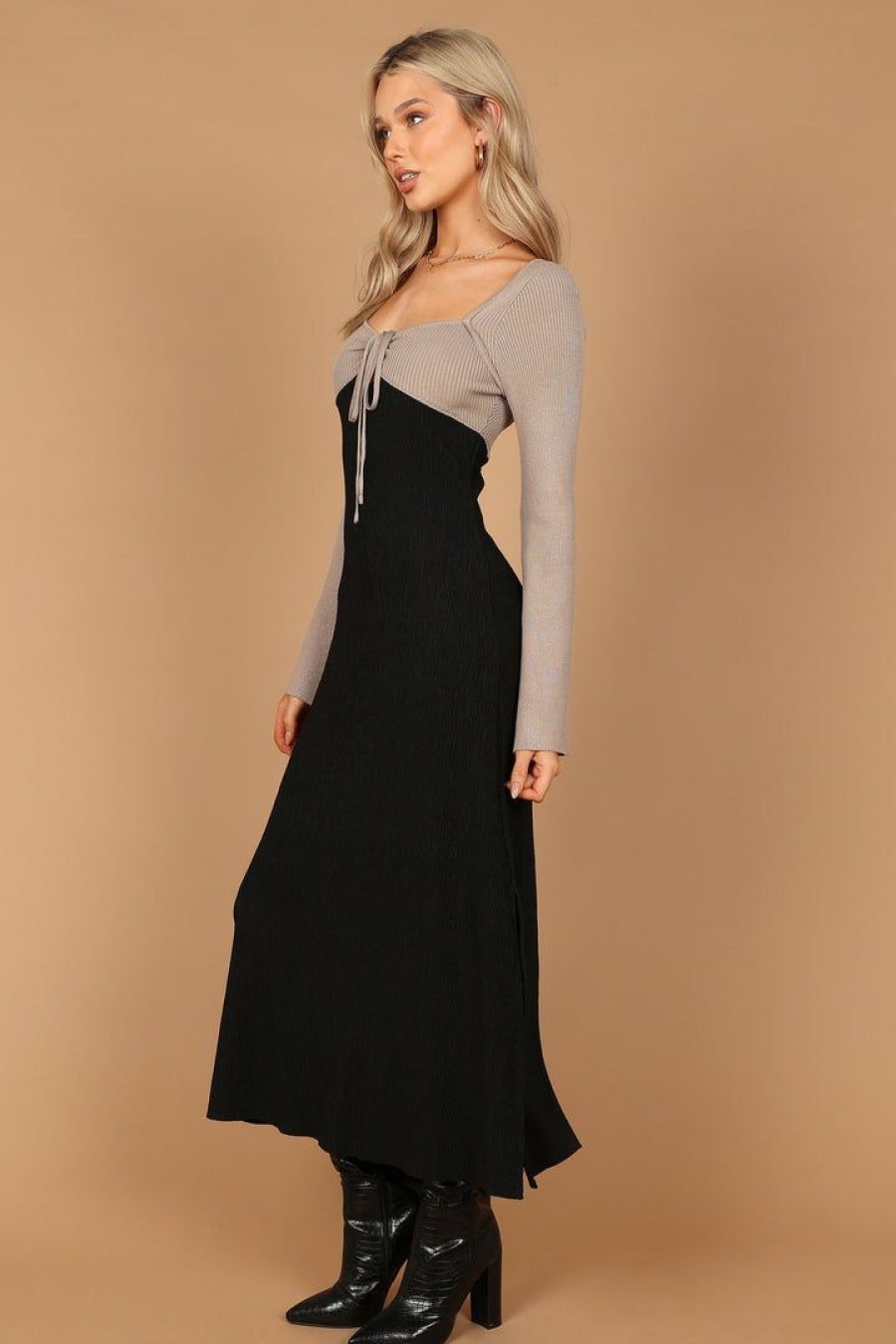 Dresses * | Petal & Pup Best Sellers Lirique Long Sleeve Maxi Dress Black/Grey