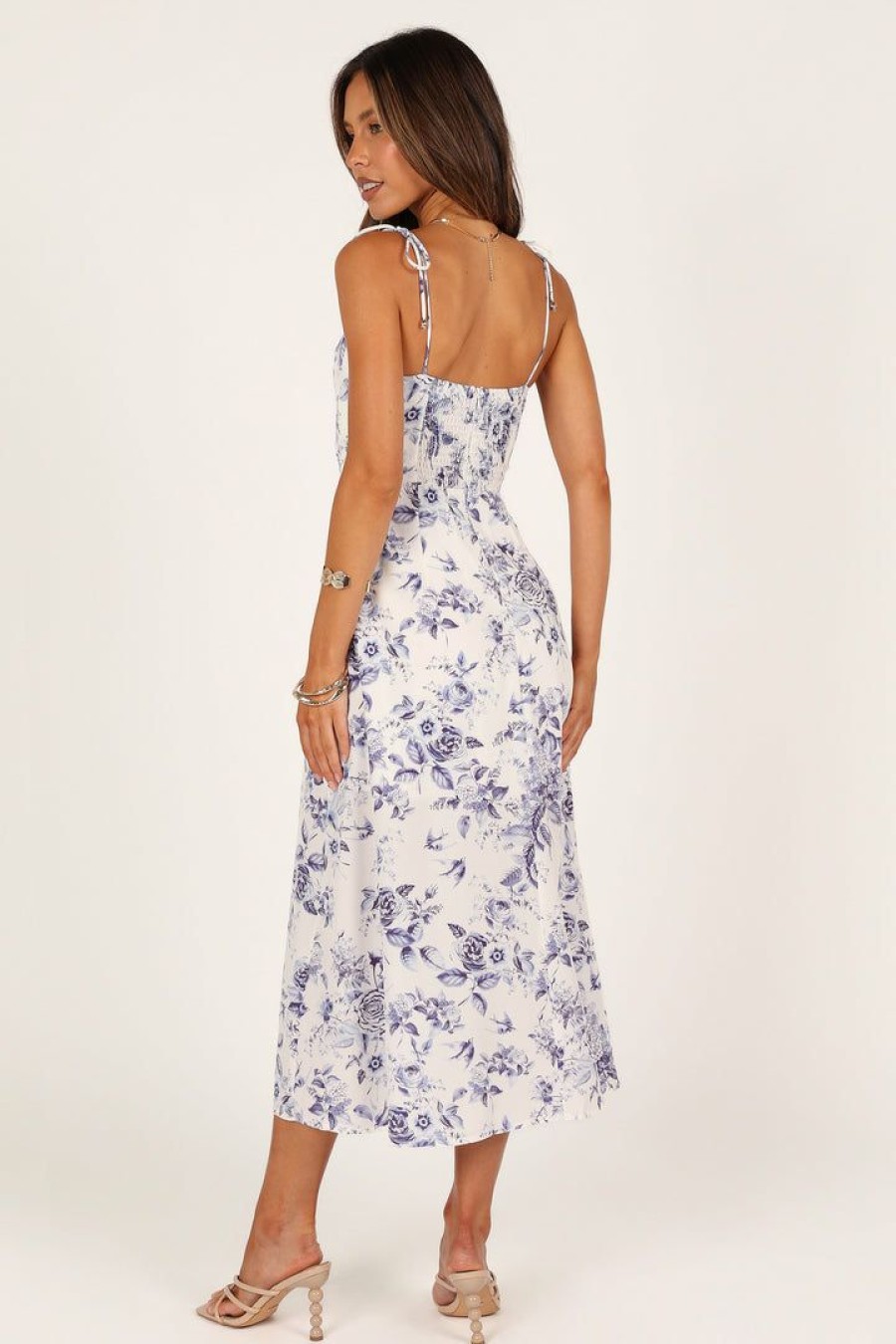 Dresses * | Petal & Pup Bargain Sale Azelia Dress Blue Floral