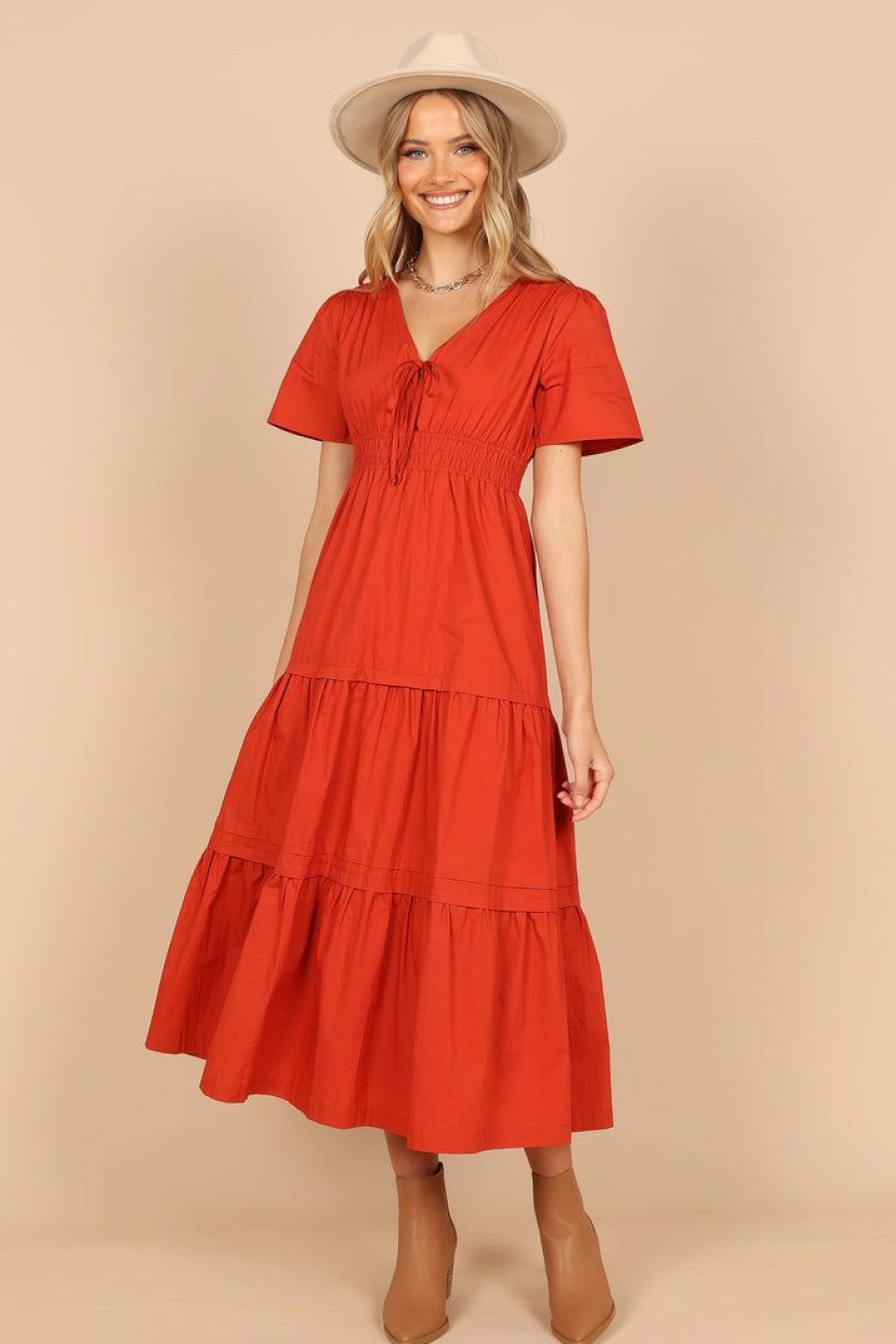 Dresses * | Petal & Pup Official Madelyn Tie Maxi Dress Red